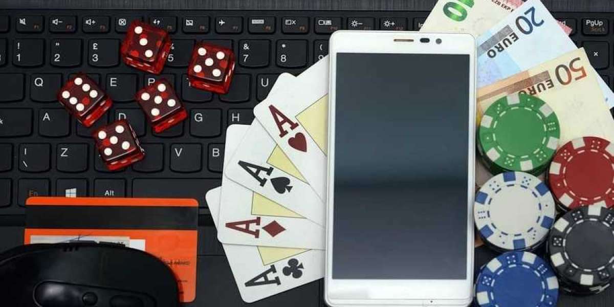 Exploring the Splendid World of Online Casino Sites